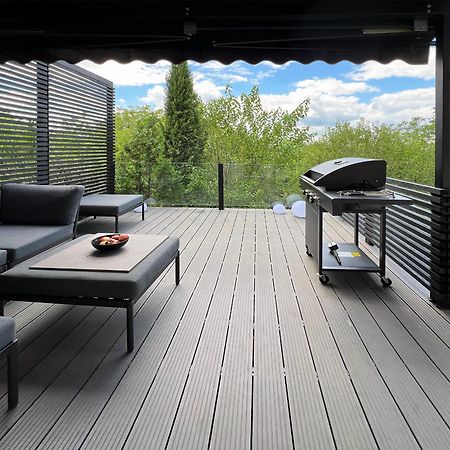Pergola House In A Green Oasis With Fantastic View Petrovaradin Extérieur photo